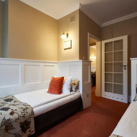 American House Hennela Bed & Breakfast 3*