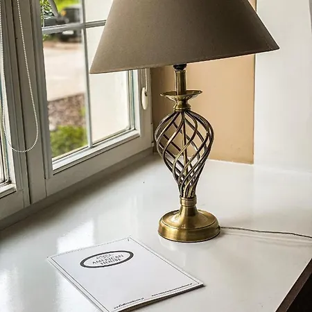 American House Hennela 3* Varsavia