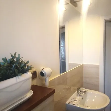 Bed and Breakfast American House Hennela Βαρσοβία