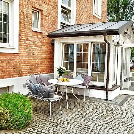 American House Hennela 3*