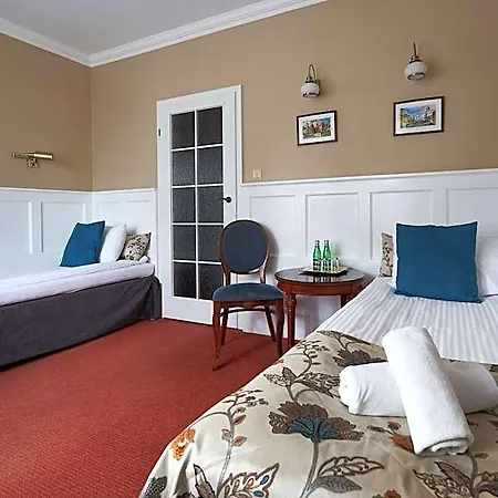 American House Hennela 3*