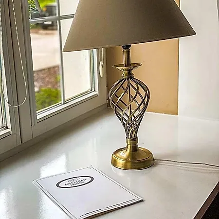 Bed & Breakfast American House Hennela Warsaw