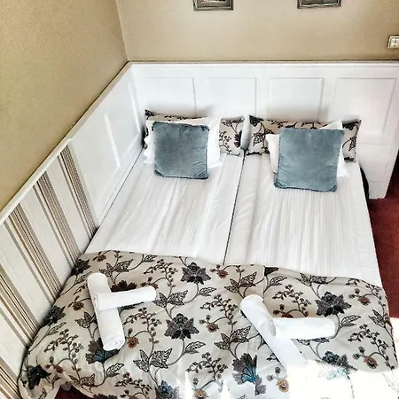 American House Hennela 3*