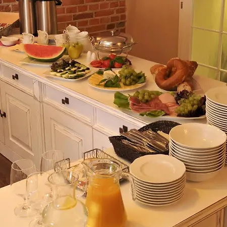 American House Hennela