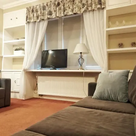 American House Hennela Bed & Breakfast 3*