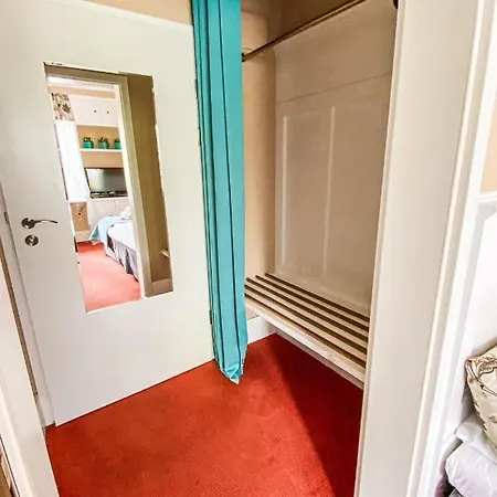 American House Hennela