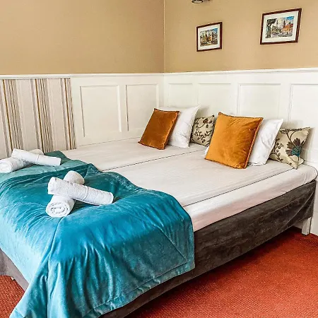 American House Hennela 3*