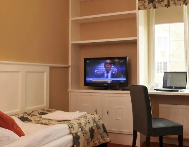 Bed & Breakfast American House Hennela Warsaw