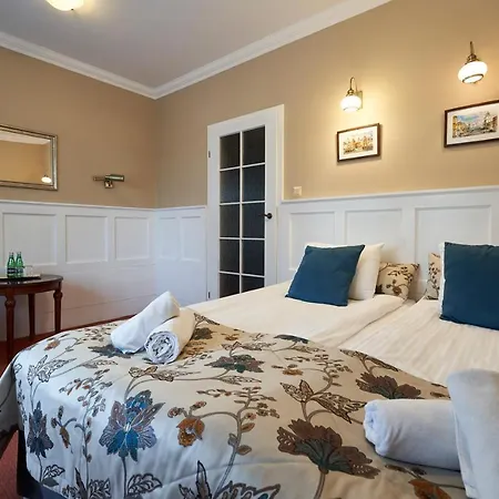 Bed and breakfast American House Hennela 2*